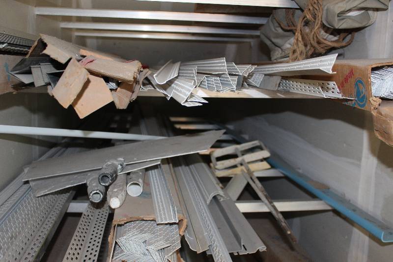 lot 71 image: Lot of (2) Rows of Trim