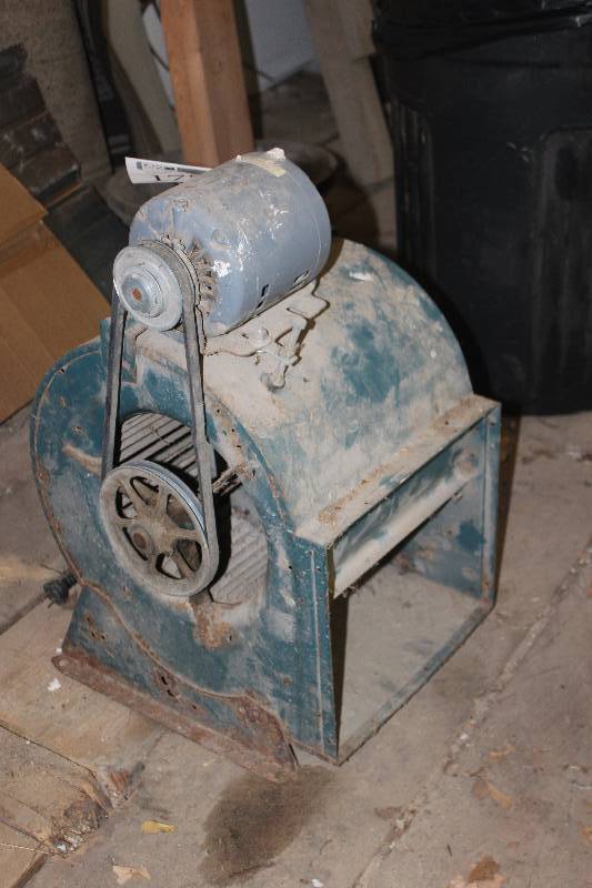 lot 175 image: Blower Motor