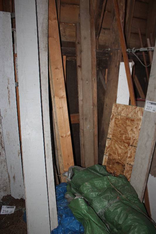 lot 217 image: Scrap Wood