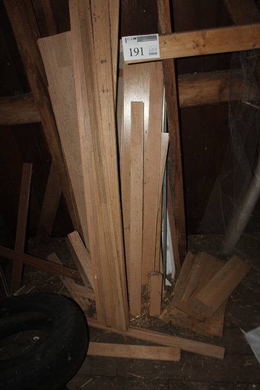 lot 191 image: Scrap Wood Trim