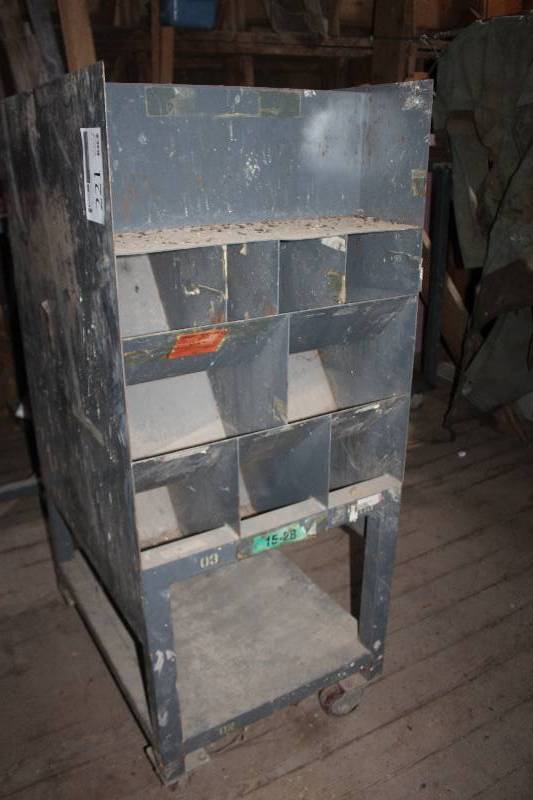 lot 221 image: Rolling Metal Multi-Shelf Sorting Table