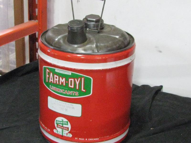 lot 9 image: Farm-Oyl 5gl Can