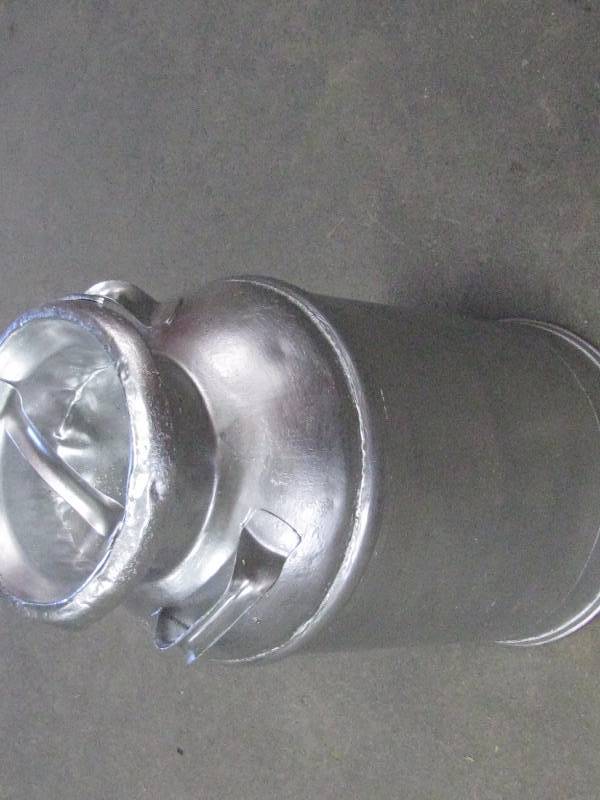 lot 26 image: Milk Can