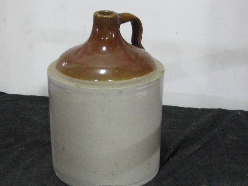 lot 28 image: Red Wing 2gl Jug