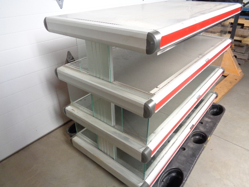 lot 34 image: Hatco 3 Level Heated Merchandiser