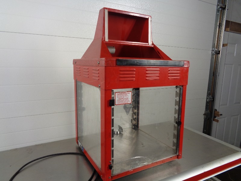 lot 37 image: Wisco Food Warmer