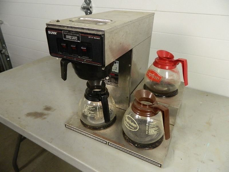 lot 108 image: Bunn Coffee Maker