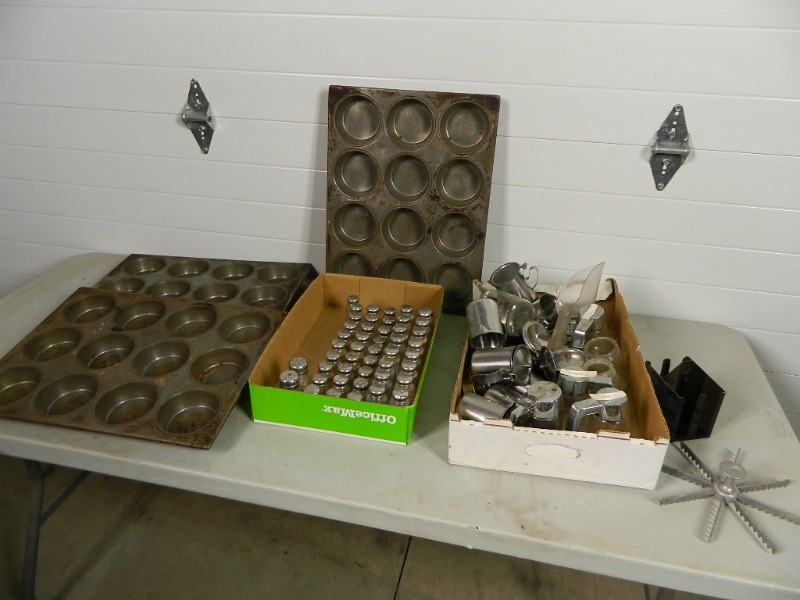 lot 109 image: Muffin Pans, Salt and Pepper Shakers, Syrup Dispensers, Etc