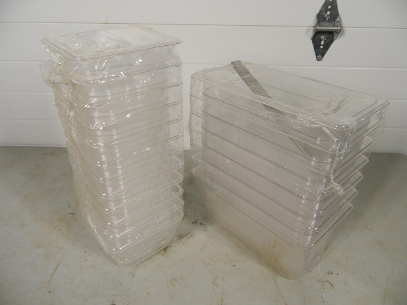 lot 153 image: 19 New Plastic Inserts