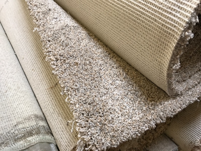 PARTIAL ROLL OF CARPET