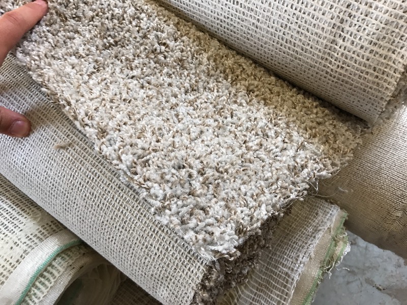 PARTIAL ROLL OF CARPET