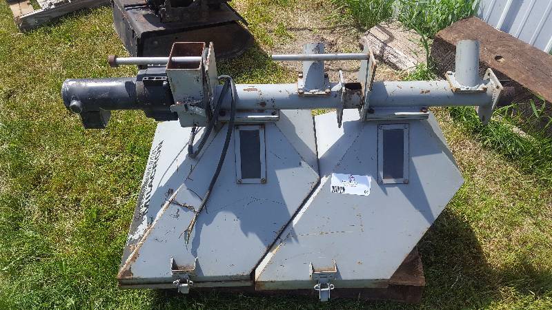 lot 61 image: CornPellet Augers
