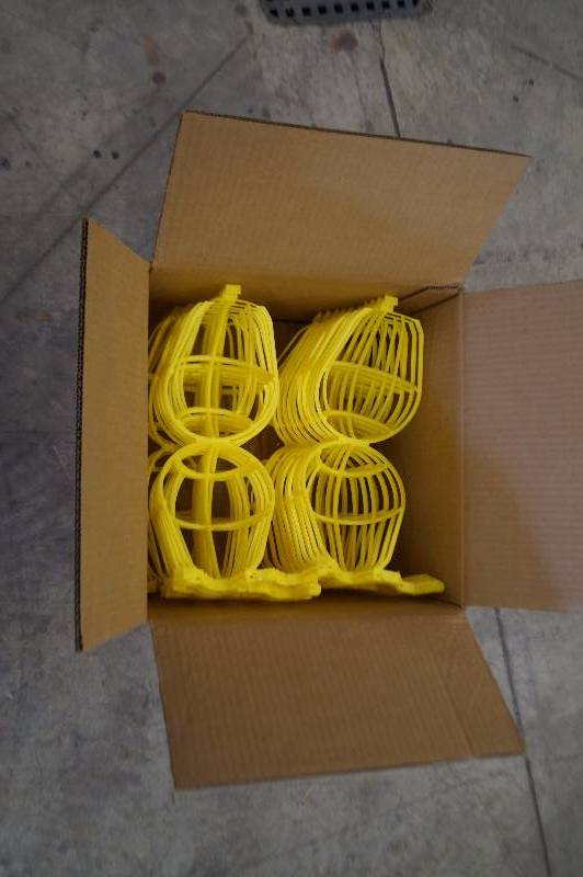 lot 1 image: Light Bulb Protectors
