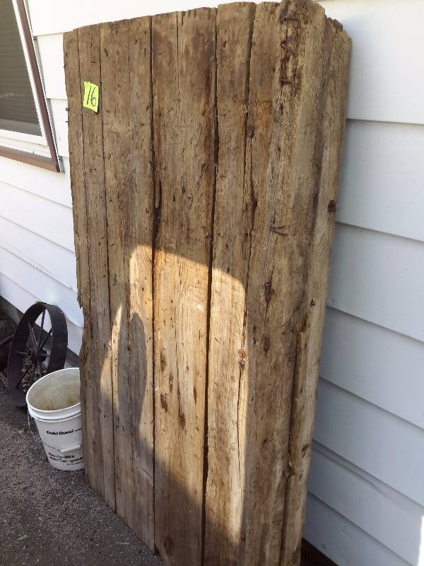 lot 16 image: Architectural Salvage Barn Door, BARN WOOD