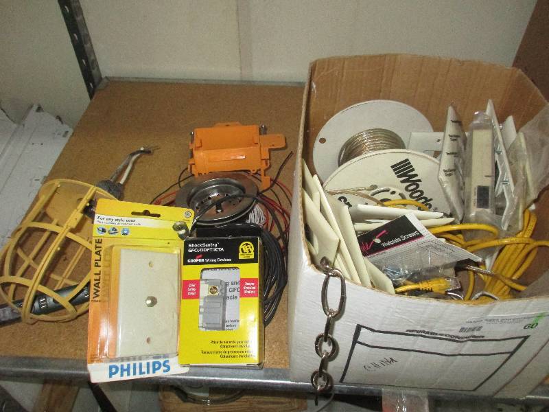 lot 60 image: misc electrical stuff
