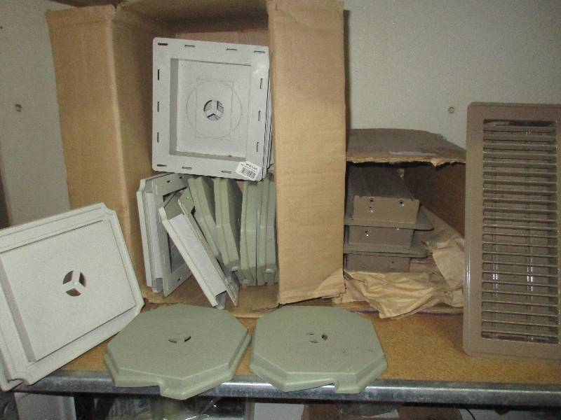 lot 61 image: 12 - mount master outdoor lighting mounts and 4 vent covers