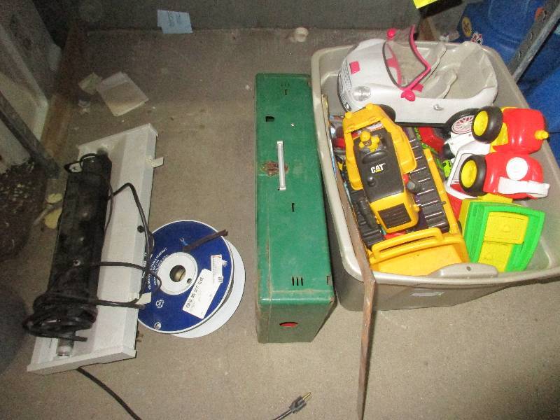 lot 69 image: tote of toys - camp stove - wire - 2 lights