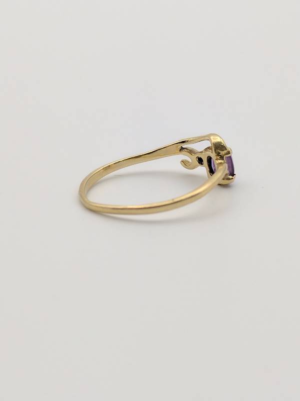 10k Yellow Gold Designer MagicGLO Amethyst Ring .79 G