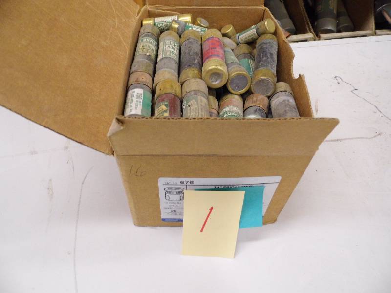 Assorted Fuses