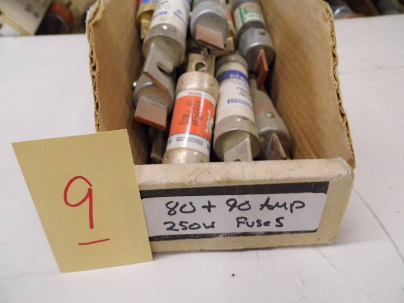 Assorted Fuses