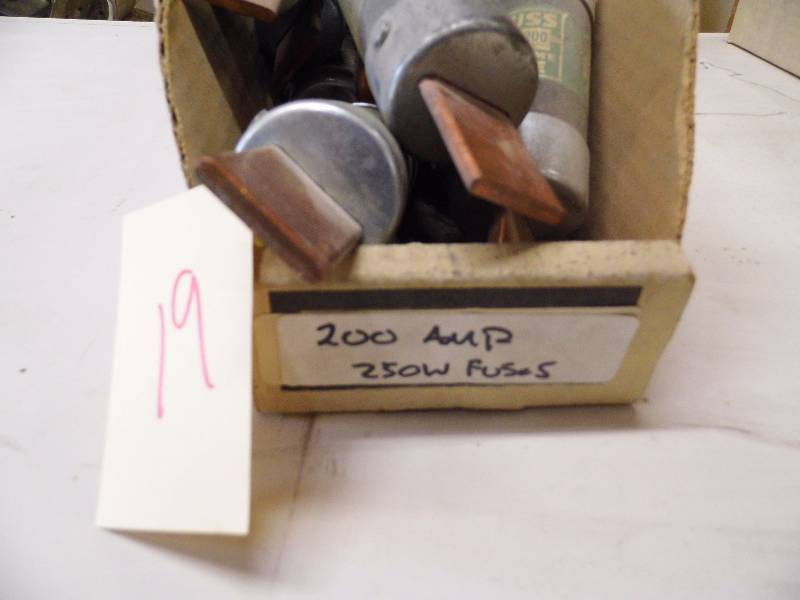 Assorted Fuses