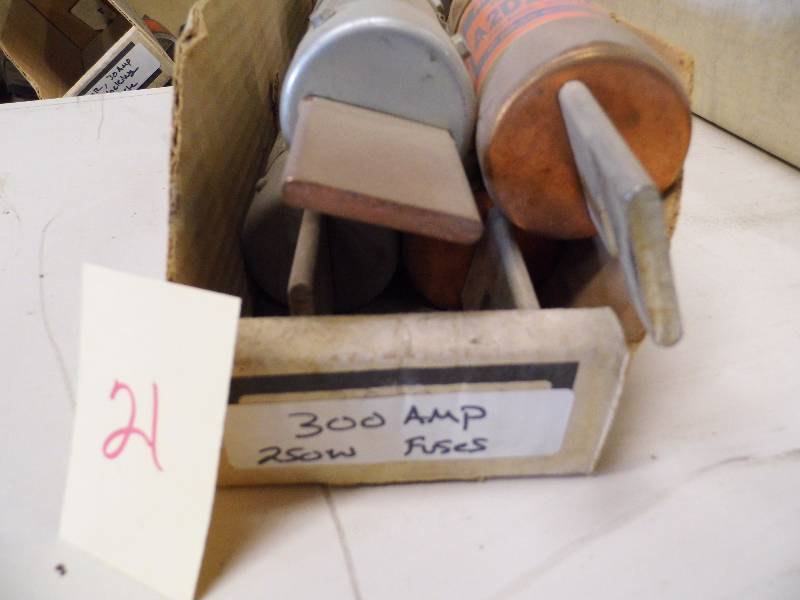 Assorted Fuses