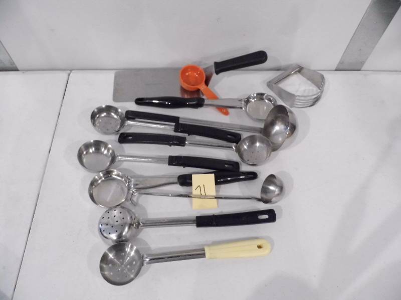 Assorted Kitchen Utensils