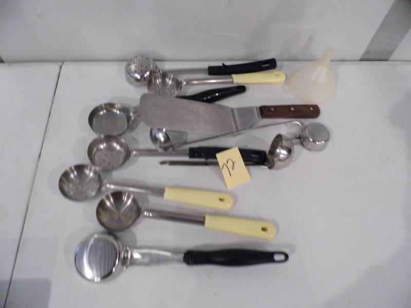 Assorted Kitchen Utensils