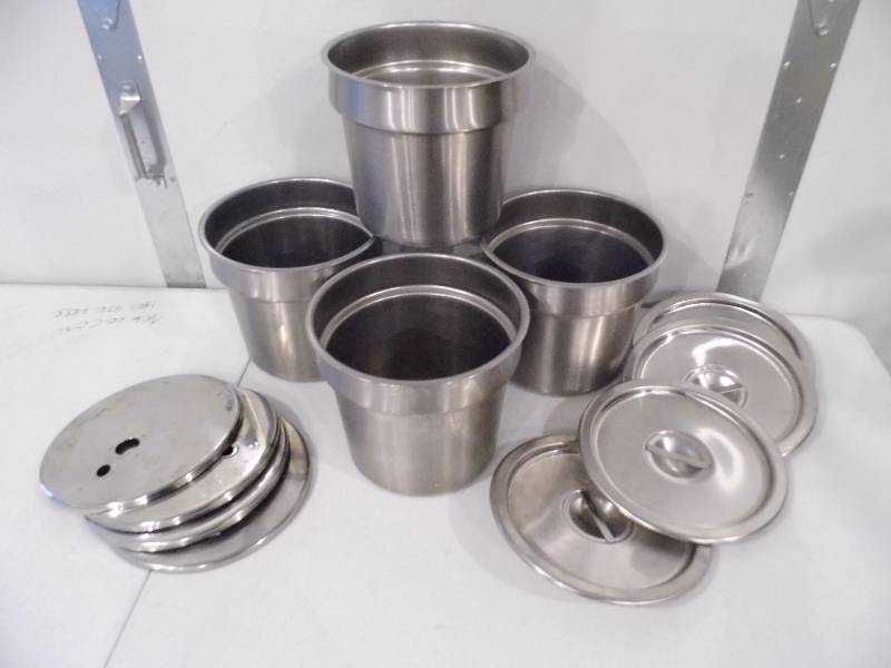 Loft of 4 Large Stainless Steel Inserts wLids