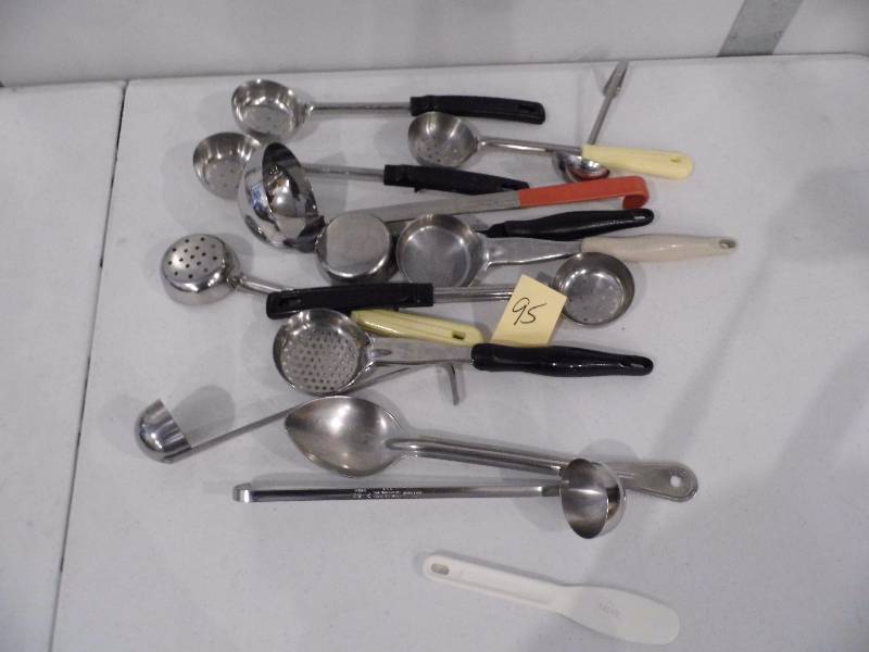 Assorted Kitchen Utensils