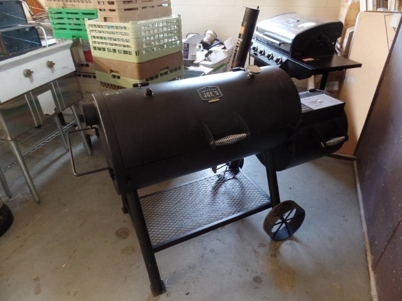 REVERSE FLOW SMOKER