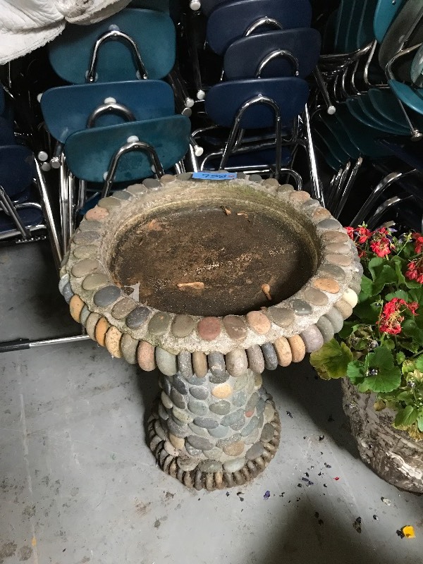 Bird bath