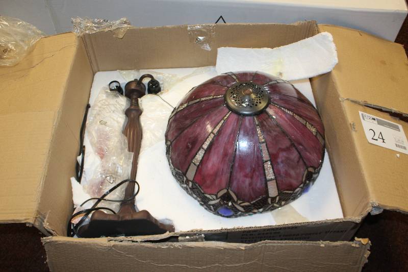 lot 24 image: Decorative Table Lamp