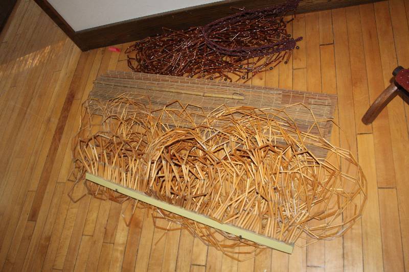 lot 152 image: Door Beads