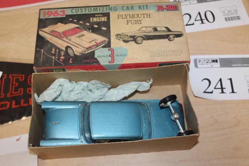 lot 243 image: 1963 Plymouth Fury Scale Model