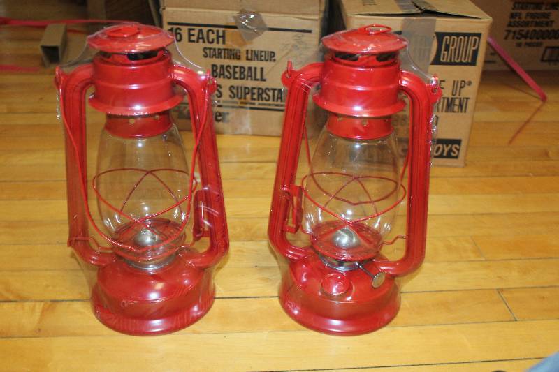 lot 184 image: Lot of (2) Lanterns