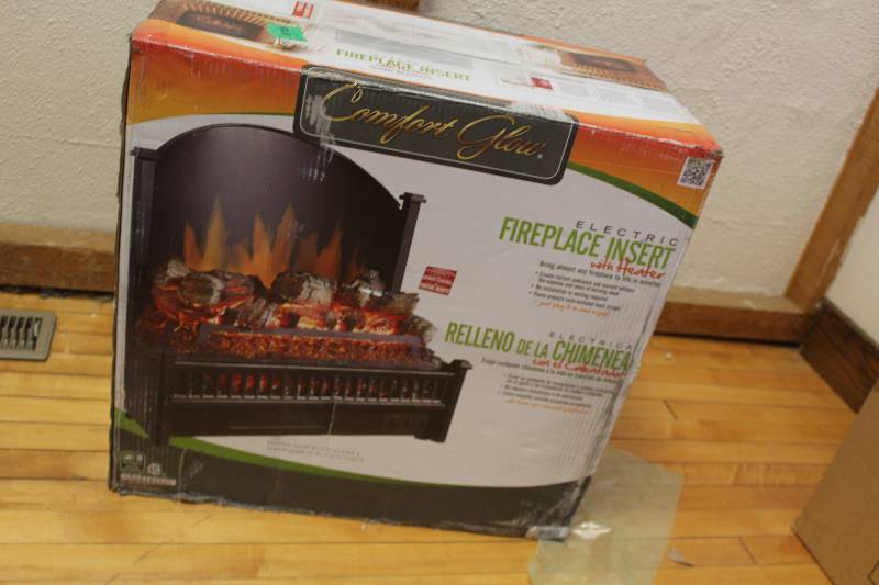 lot 175 image: Electric Fireplace Insert w Heater