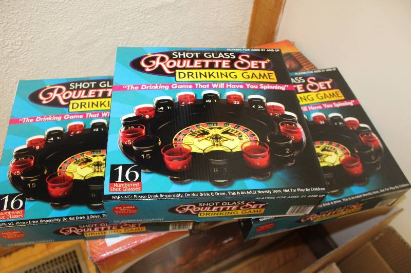 lot 178 image: Lot of (3) Shot Glass Roulette Set Drinking Game