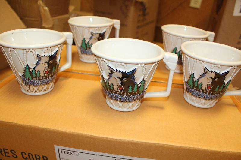 lot 218 image: Lot of (5) Minnesota Wild Mugs