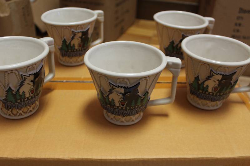 lot 219 image: Lot of (5) Minnesota Wild Mugs