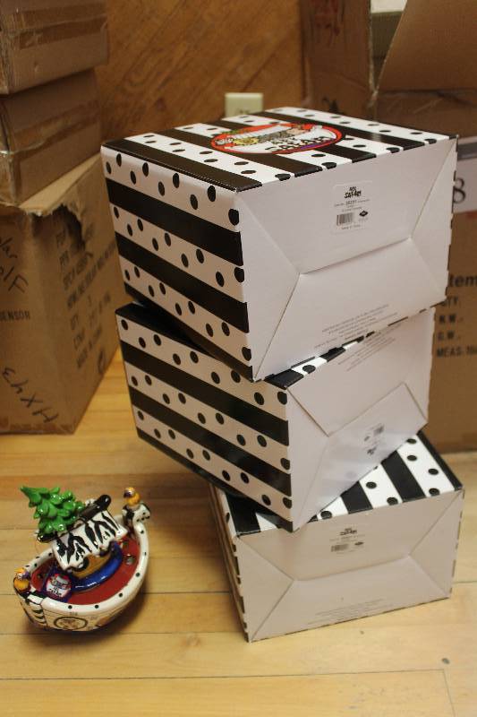 lot 198 image: Lot of (4) Ark Safari Figurines