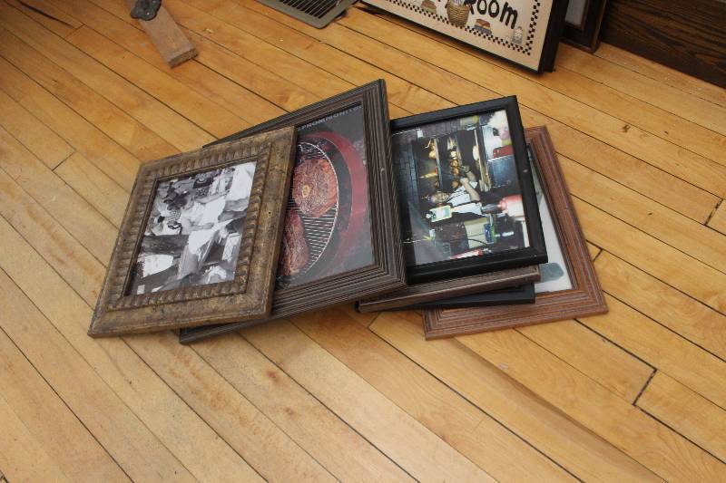 lot 269 image: Lot of (7) Picture Frames
