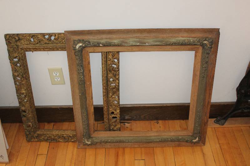 lot 264 image: Lot of (2) Frames