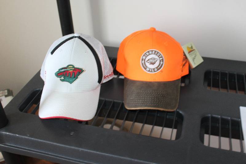 lot 293 image: Lot of (2) Baseball Caps - Minnesota Wild