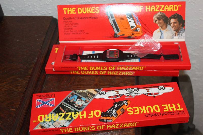 lot 379 image: Lot of (2) Dukes Of Hazzard Wrist Watches