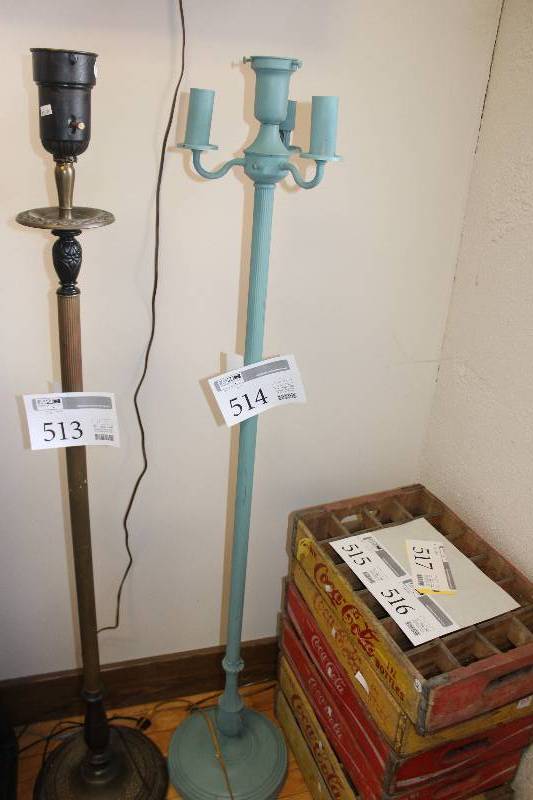 lot 514 image: Floor Lamp