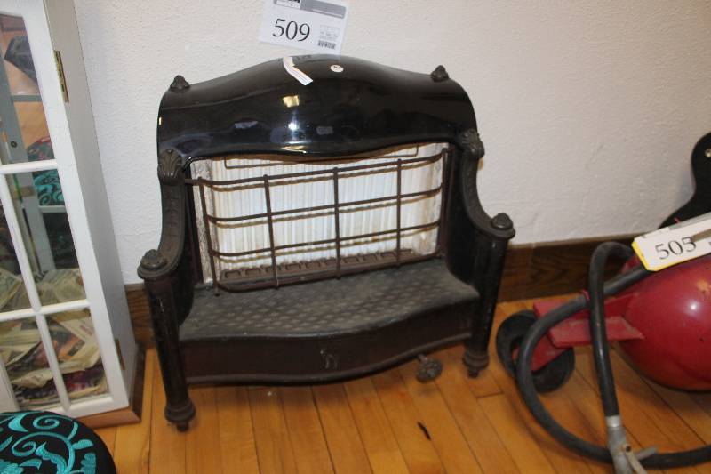 lot 509 image: Vintage Radiantair Space Heater
