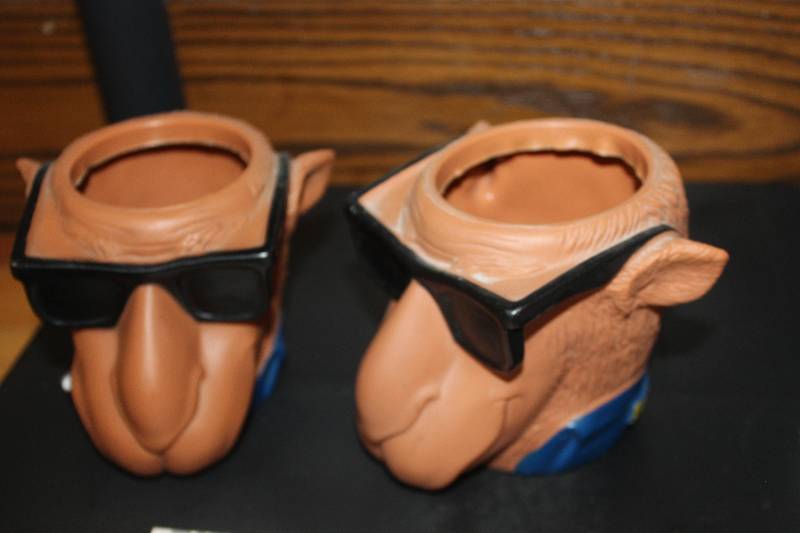 lot 494 image: Lot of (2) Smokin Joe Camel Decorative Table Art