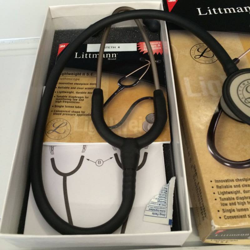 lot 55 image: 3M Littmann Lightweight II S.E. Stethoscope