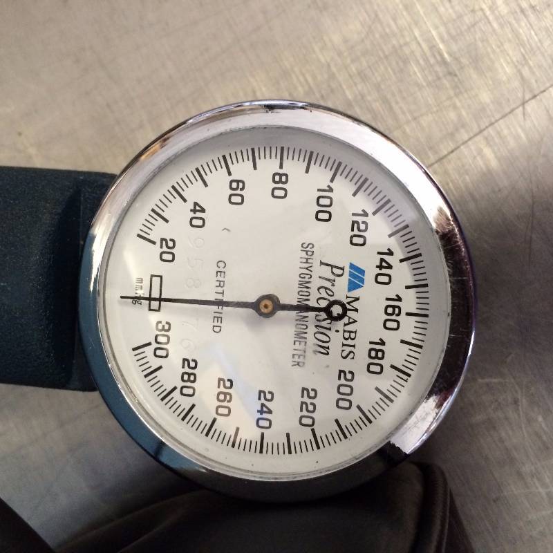 lot 60 image: Mabis Precision Aneroid Sphygmomanometer with Large Case